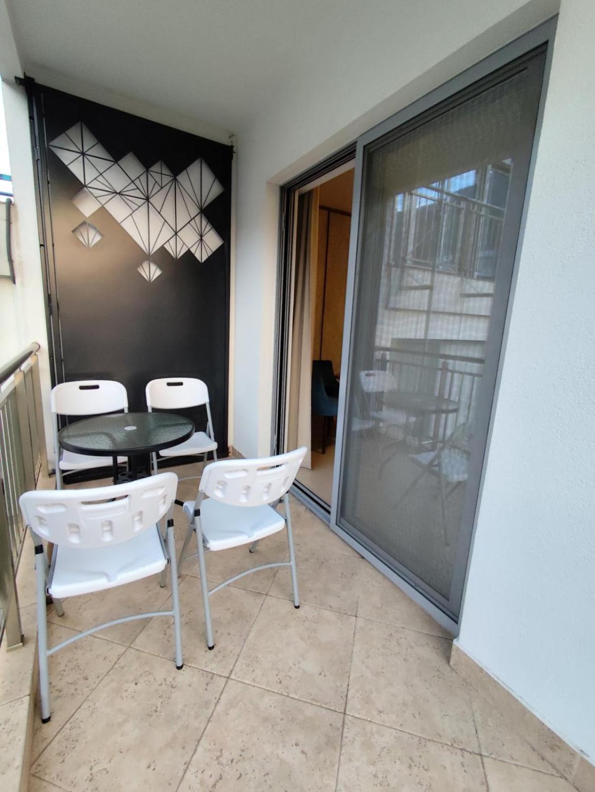 Urban Apartments Sutomore Exterior foto